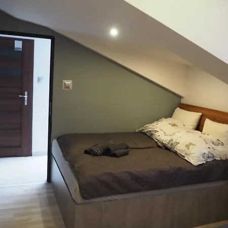 Station Katowa 11 Lägenhet Kraków