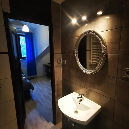 Station Katowa 11 Lägenhet *